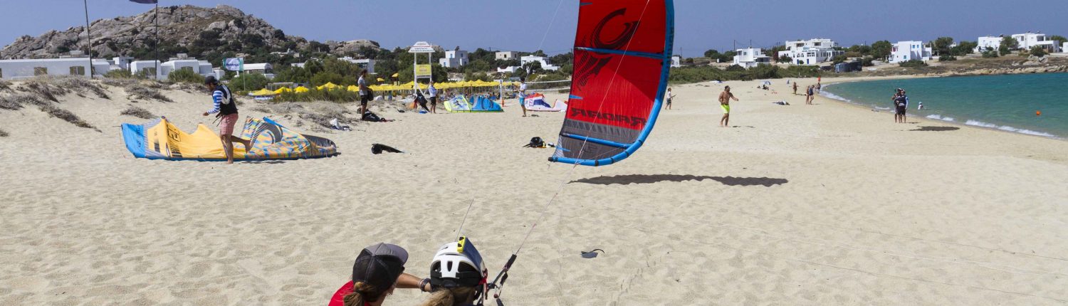 Learn kitesurf with Thalaseasports Naxos